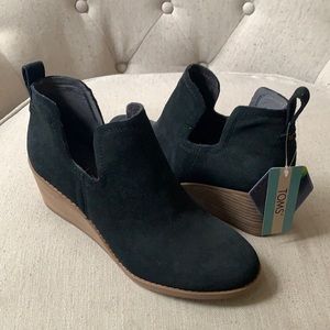 Toms Kallie Wedge Bootie / Brand new